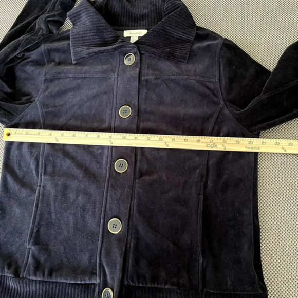 Dressbarn Womens Velour  Short Coat Jacket Size L Navy Blue Button Up Pockets - Picture 3 of 8
